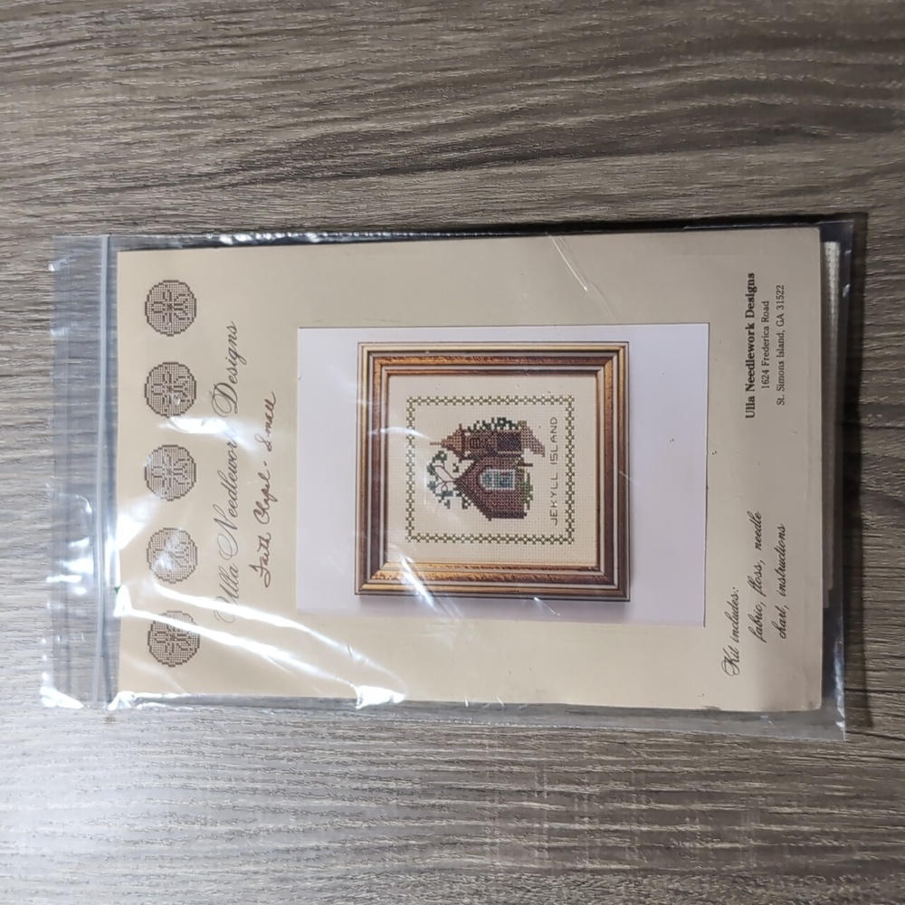 Ulla Needlework Designs Needlework kit